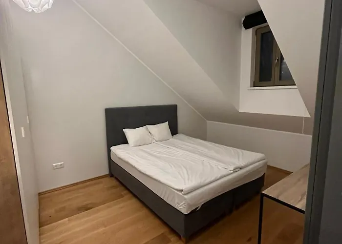 Apartment Deluxe Pargi 10 *